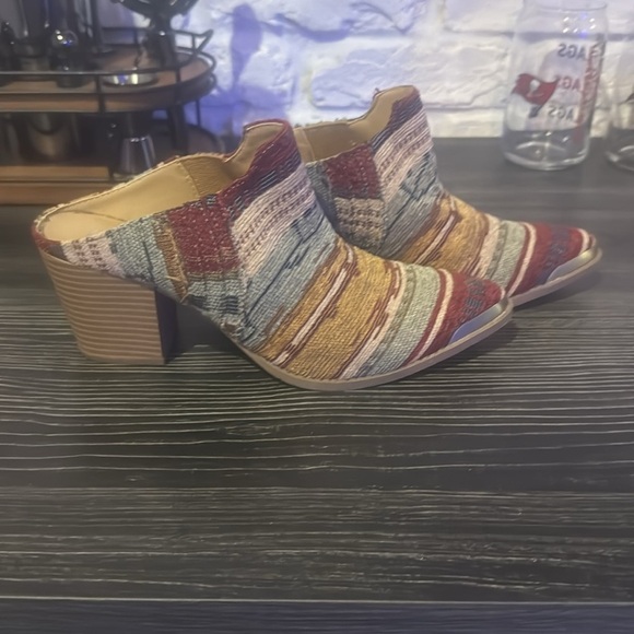 Wonderly Shoes - Multicolor Woven Women's heeled mules
